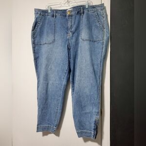 Lane Bryant Blue Ankle Cropped Mid-Rise Boyfriend Signature Fit Jeans Size 22